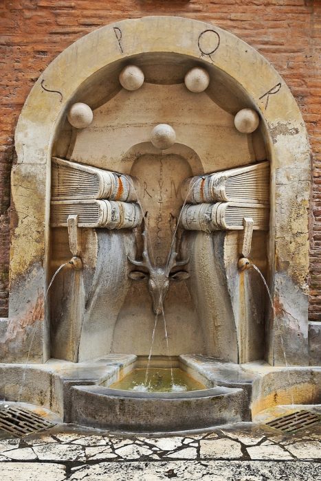 The Fountain of Books